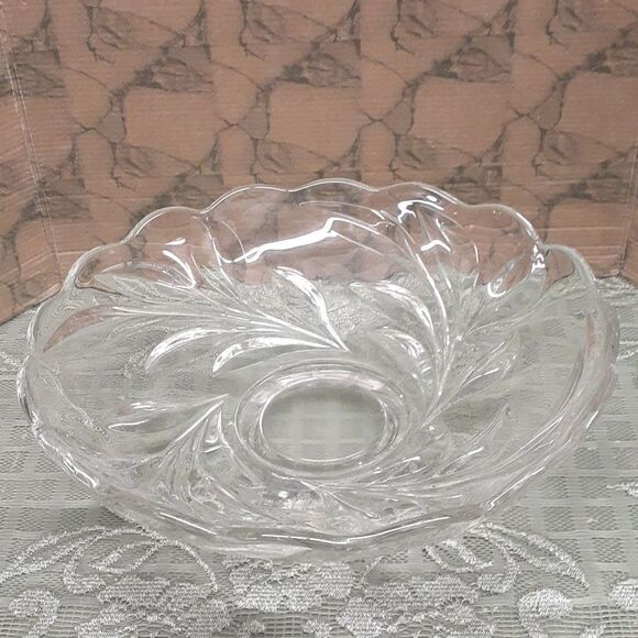 VTG Indiana Crystal Glass Willow Oleander Magnolia Centerpiece Console Bowl - Picture 1 of 6